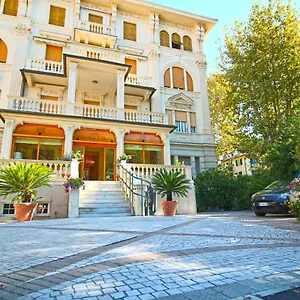 3* Hotel Il Giardino Di Albaro
